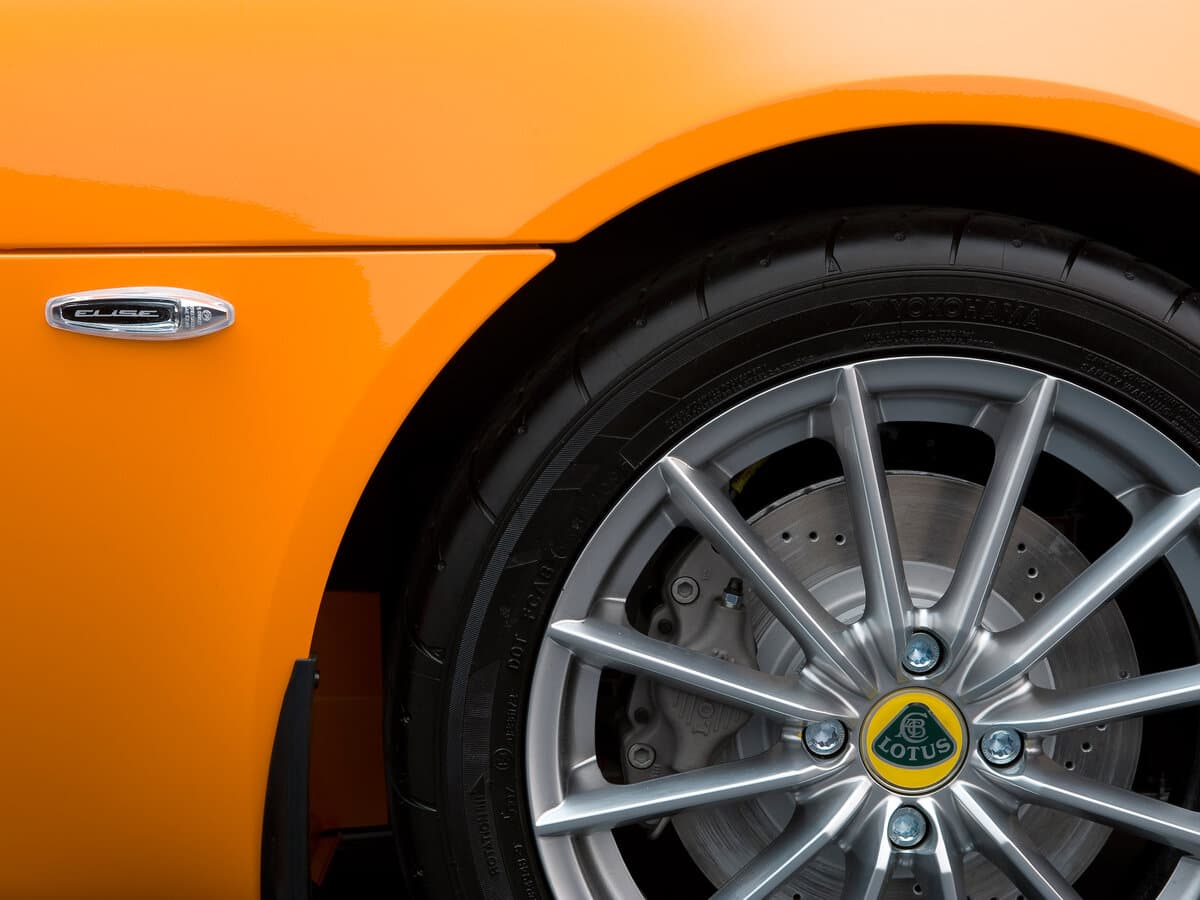 Lotus Elise III — Təkər