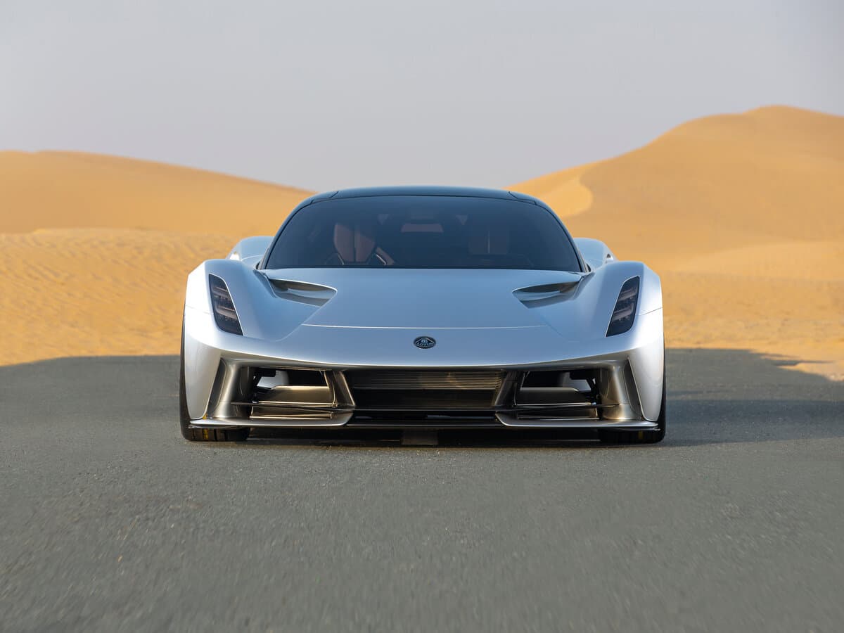 Lotus Evija 2022 – 2024 — Öndən