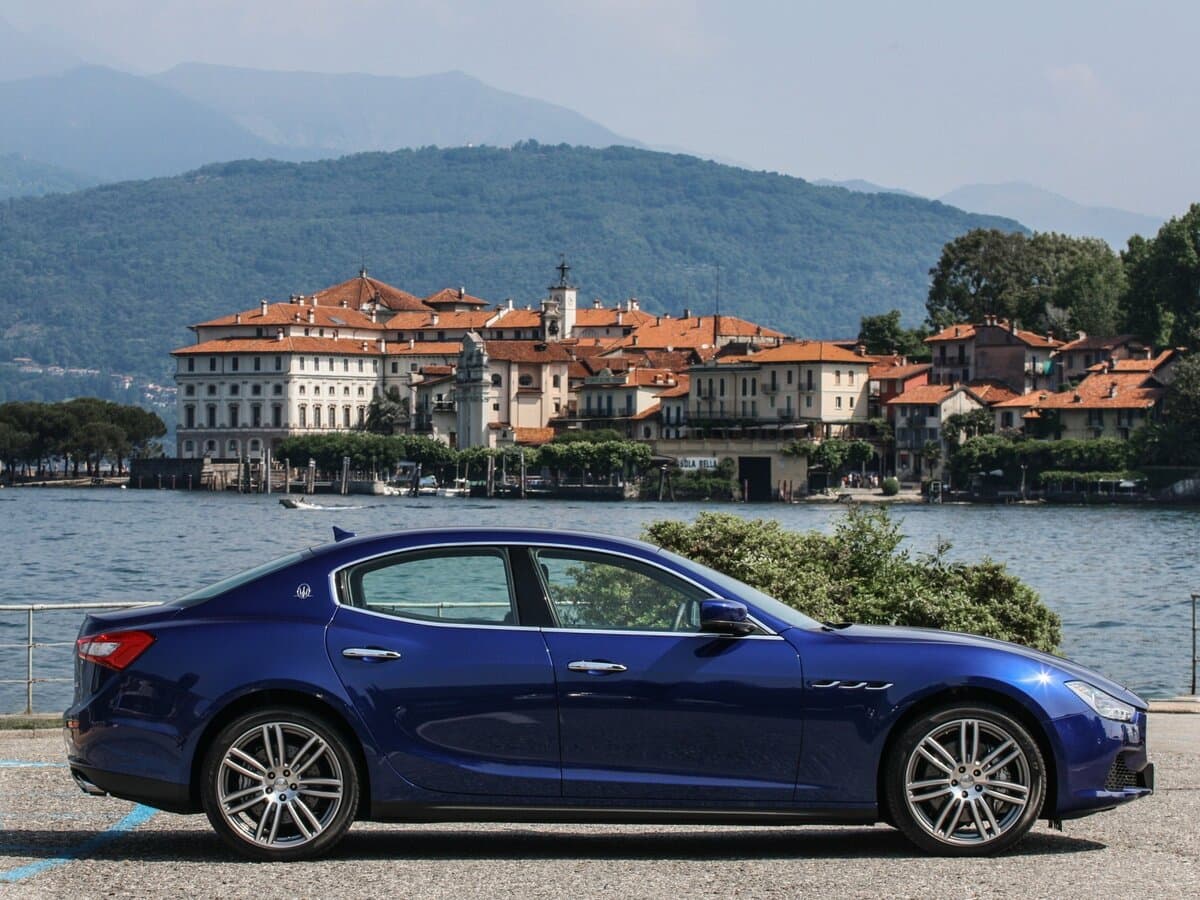 Maserati Ghibli III — Yandan