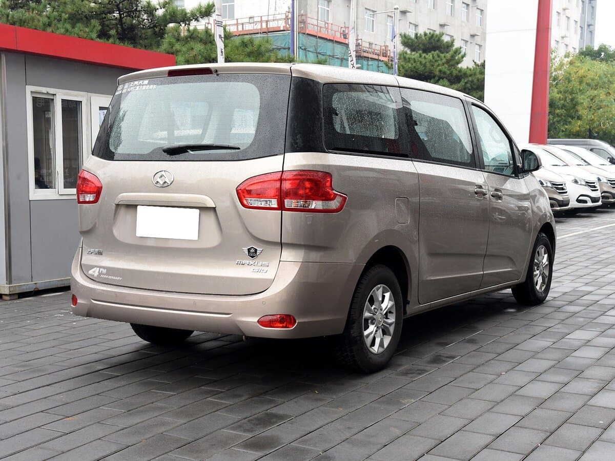 Maxus G10 I — 3/4 arxadan