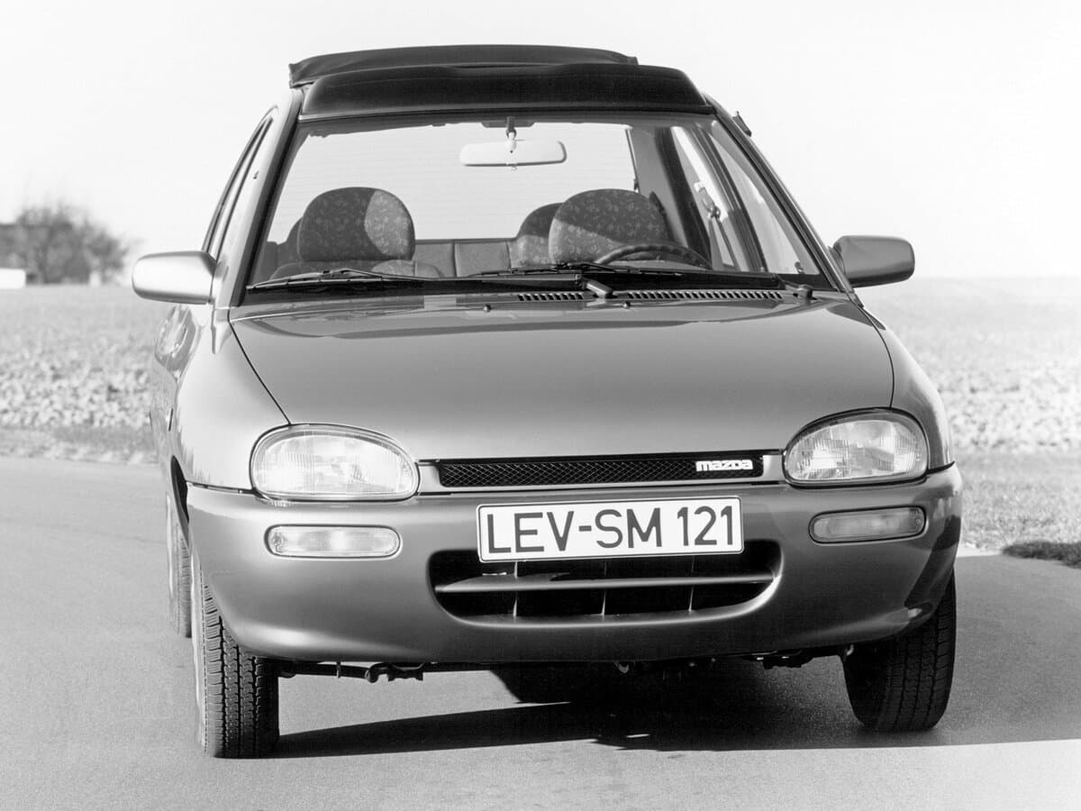 Mazda 121 II — Öndən