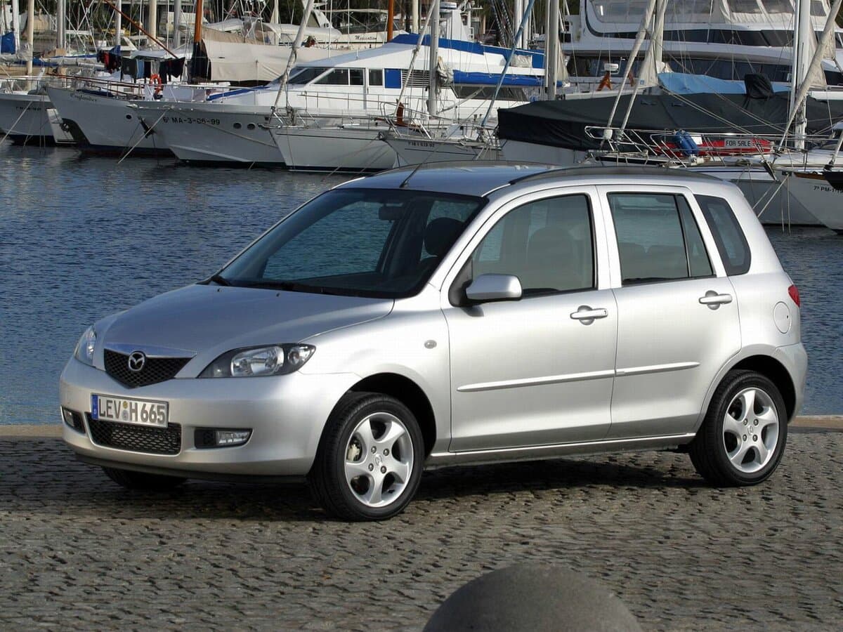 Mazda 2 I (DY)
