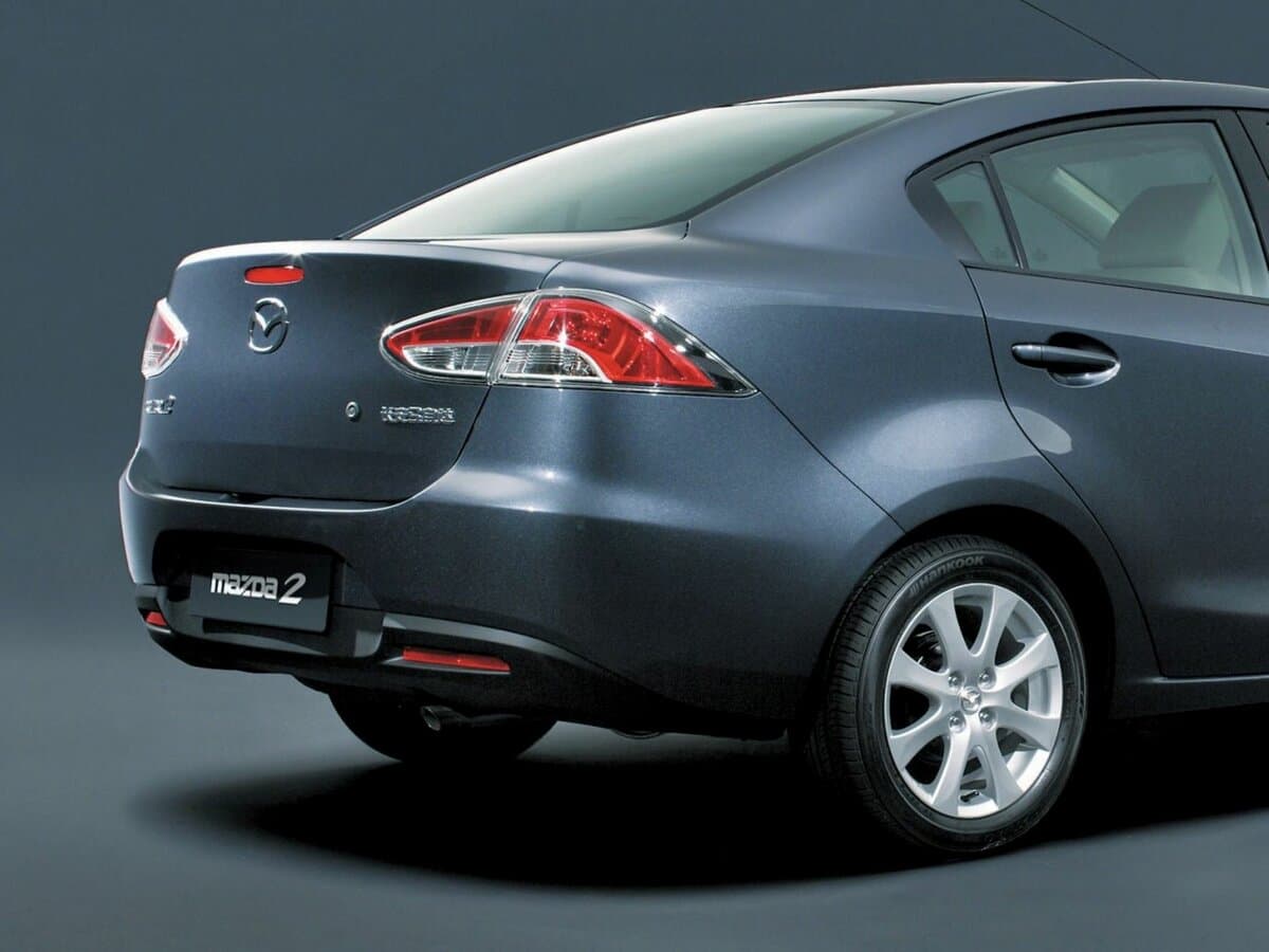 Mazda 2 II (DE) — Detal