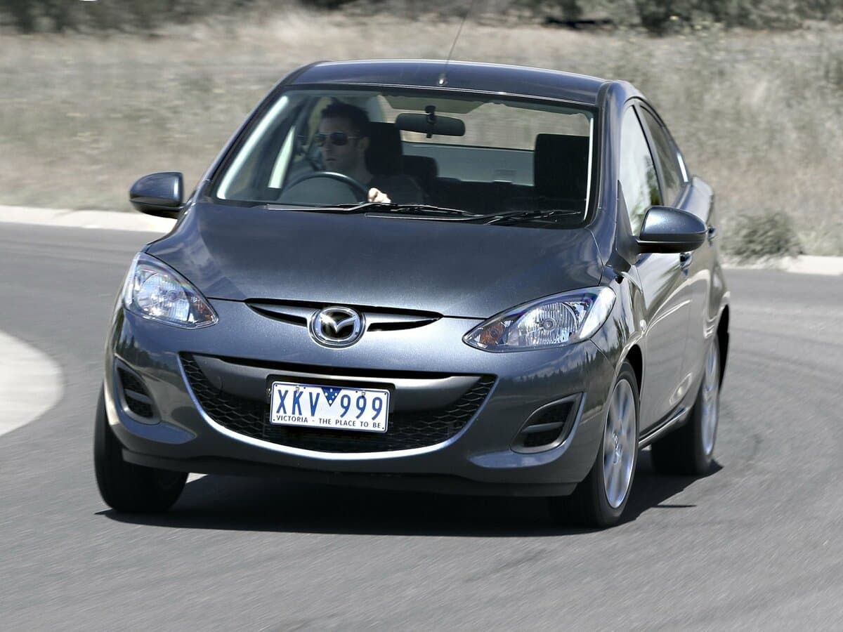 Mazda 2 II Restayling (DE2)