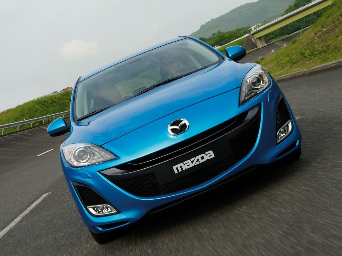 Mazda 3 II (BL) — Öndən