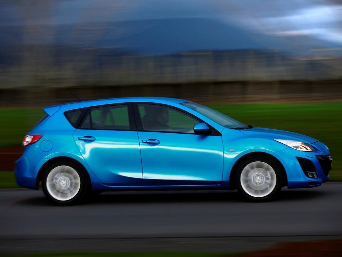 Mazda 3 II (BL) — Yandan