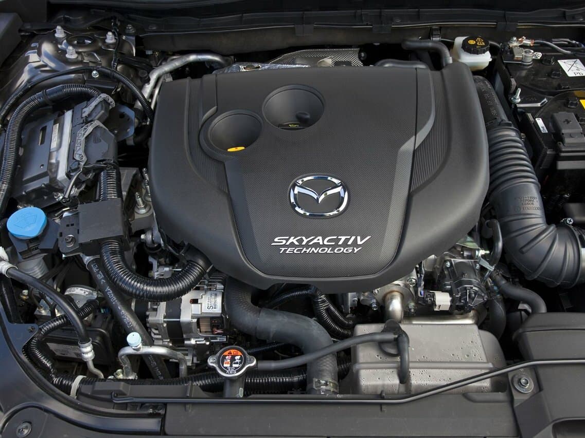 Mazda 3 III (BM) — Salon, arxadan