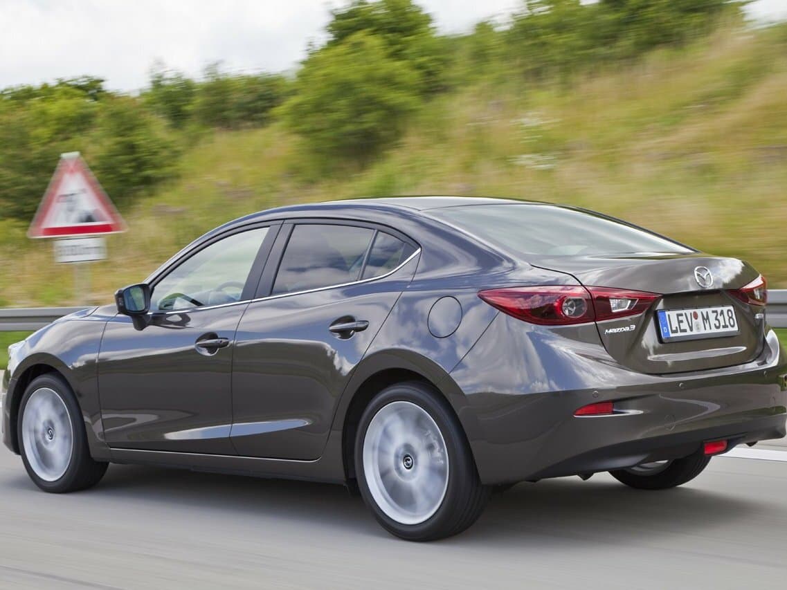 Mazda 3 III (BM) — 3/4 arxadan