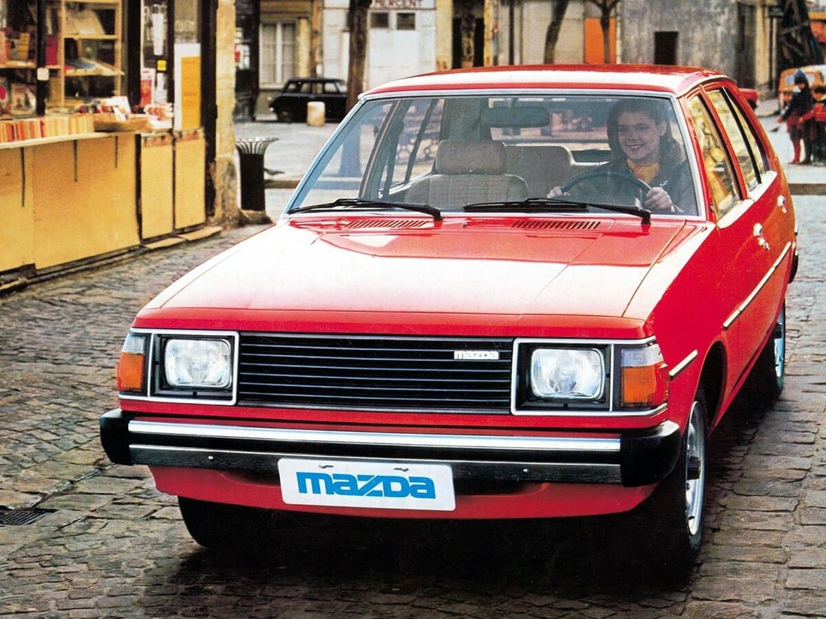 Mazda 323 I (FA) — Öndən