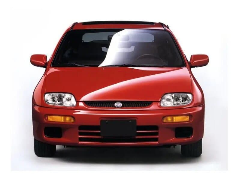 Mazda 323 V (BA) — Öndən