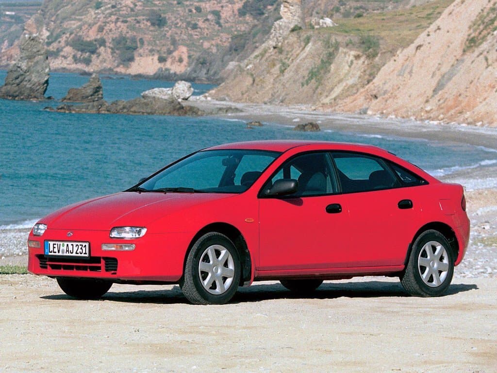 Mazda 323 V (BA) — Əsas şəkil
