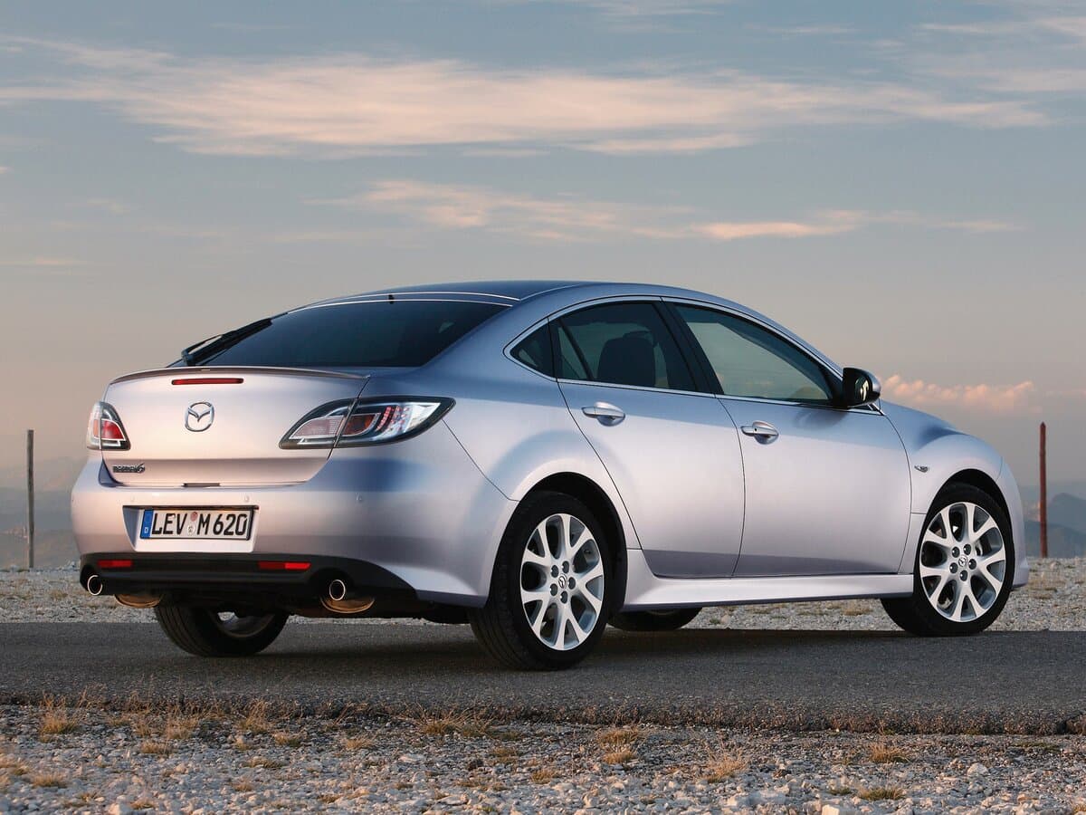 Mazda 6 II (GH) — 3/4 arxadan