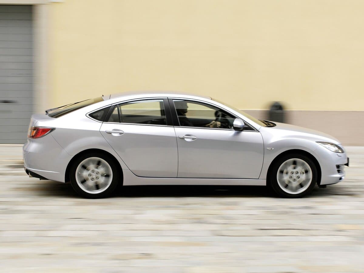 Mazda 6 II (GH) — Yandan