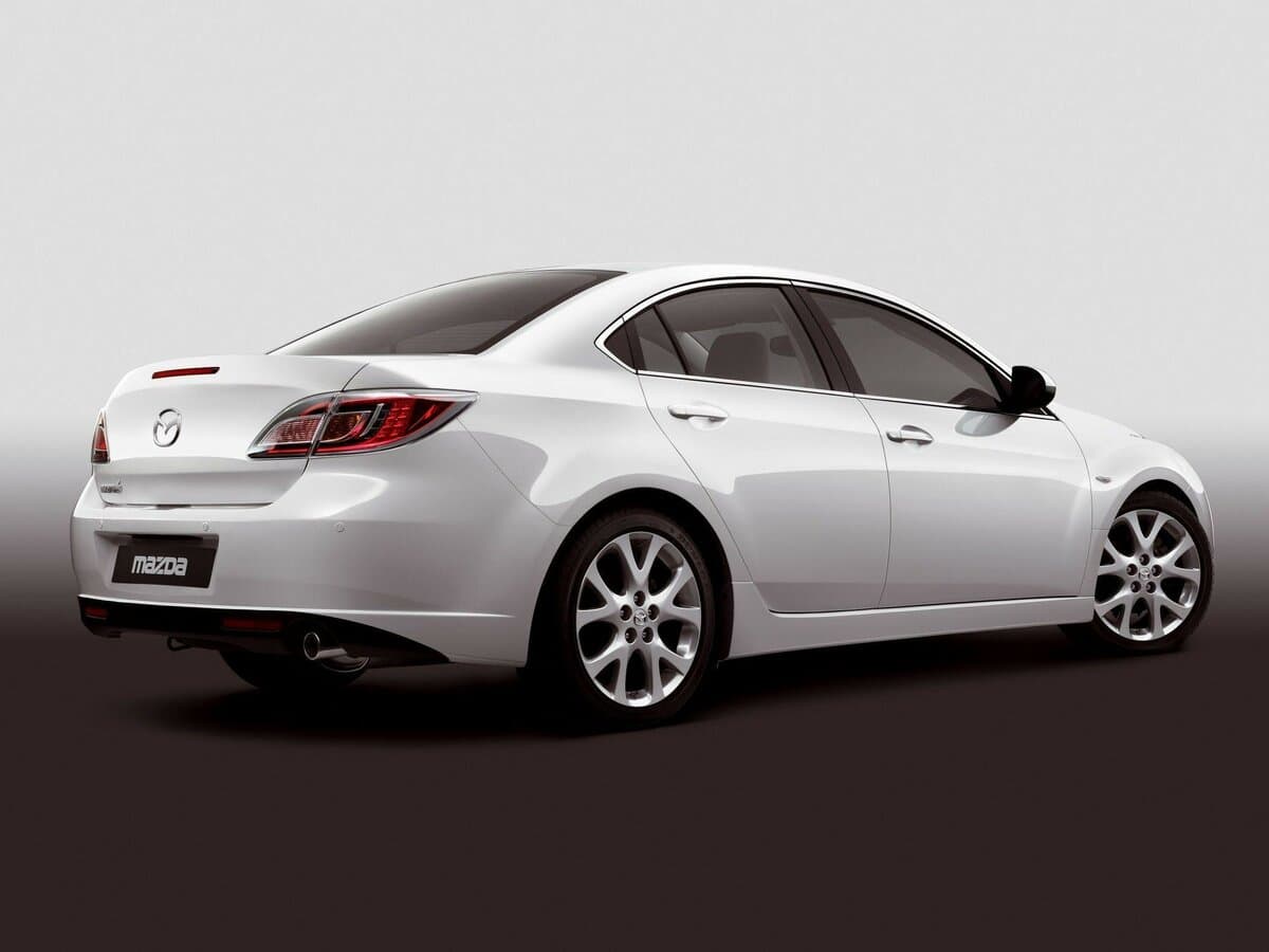 Mazda 6 II (GH) — 3/4 arxadan