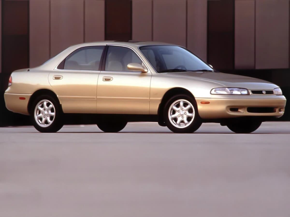 Mazda 626 IV (GE) — Yandan