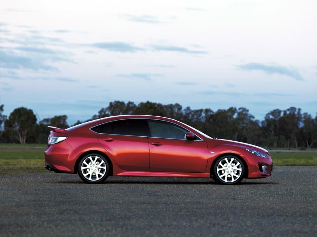 Mazda Atenza II — Yandan