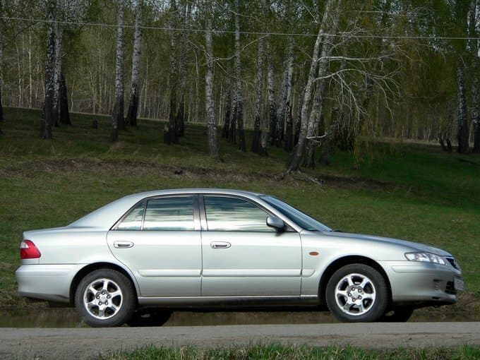 Mazda Capella VI — yandan görünüş