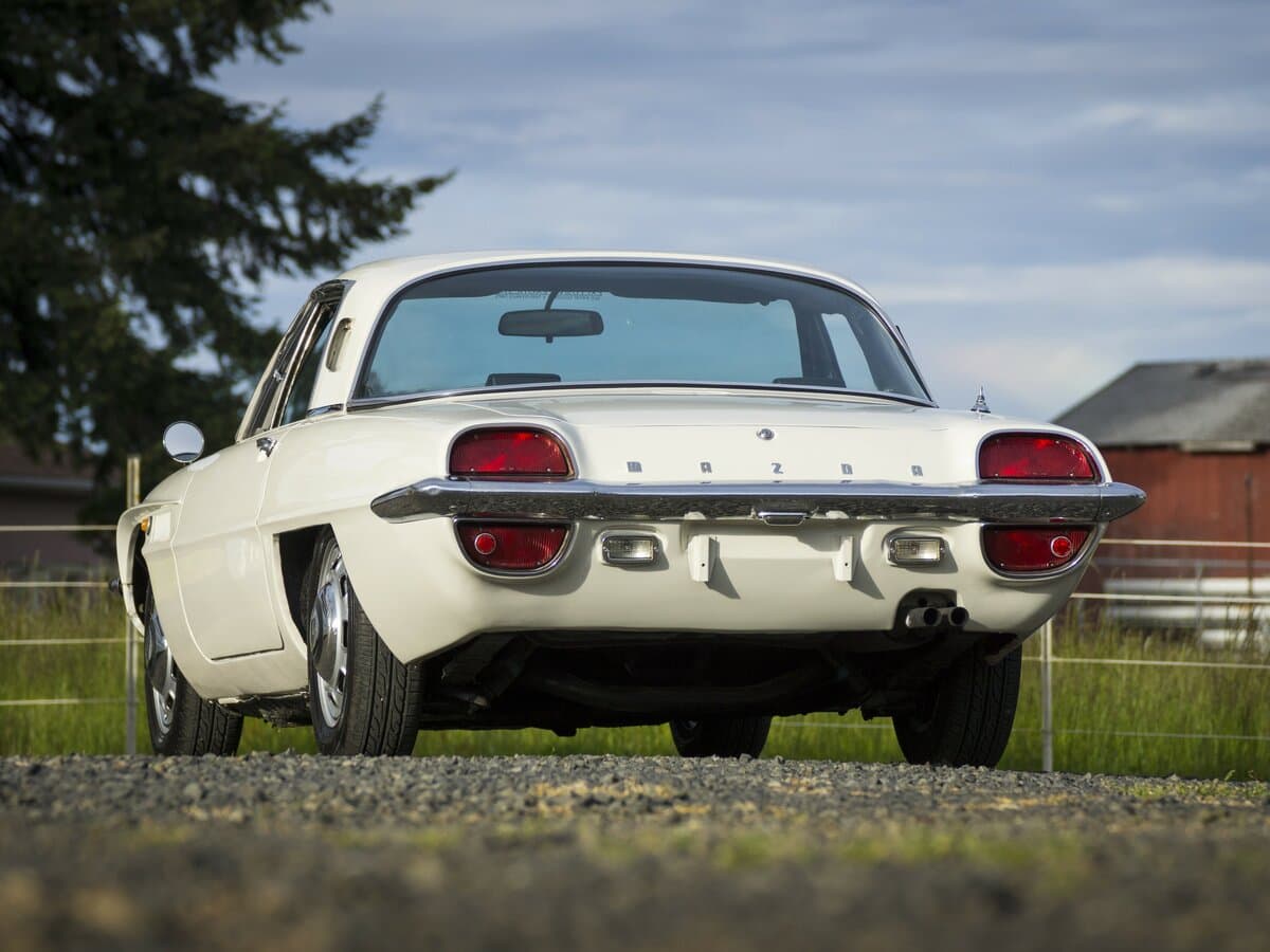 Mazda Cosmo L10 — Arxadan