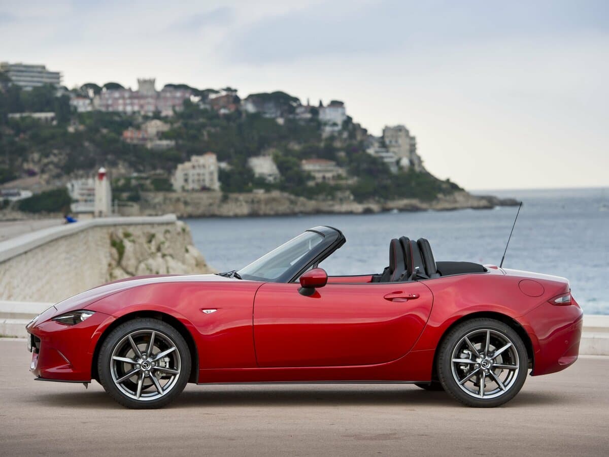Mazda MX-5 IV (ND) — Yandan