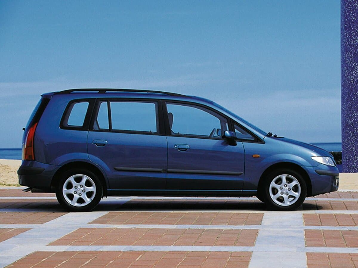 Mazda Premacy I (CP) — Yandan