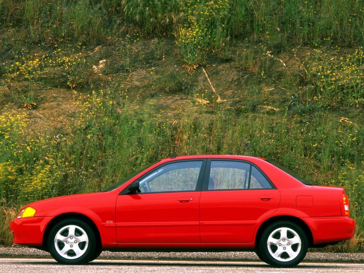 Mazda Protege II (BH) — Yandan