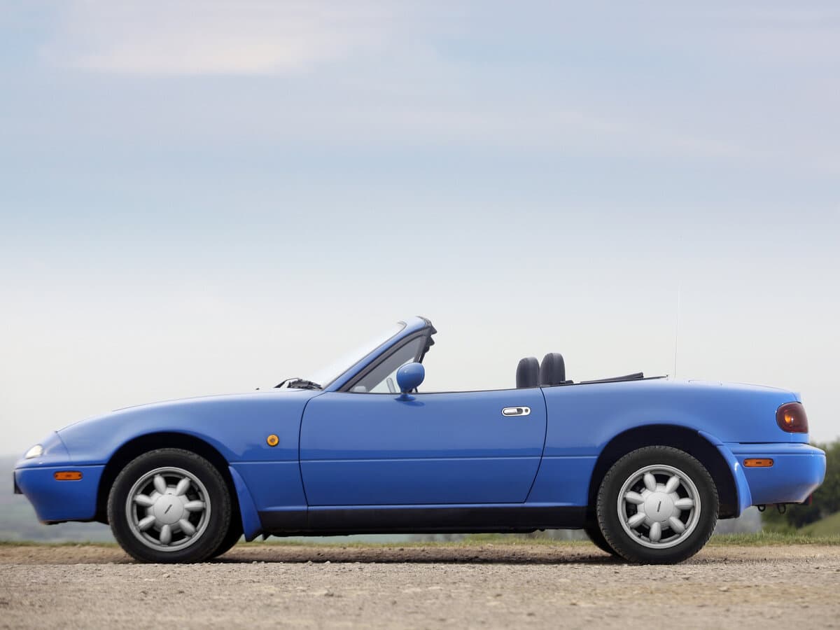 Mazda Roadster I (NA) — Yandan