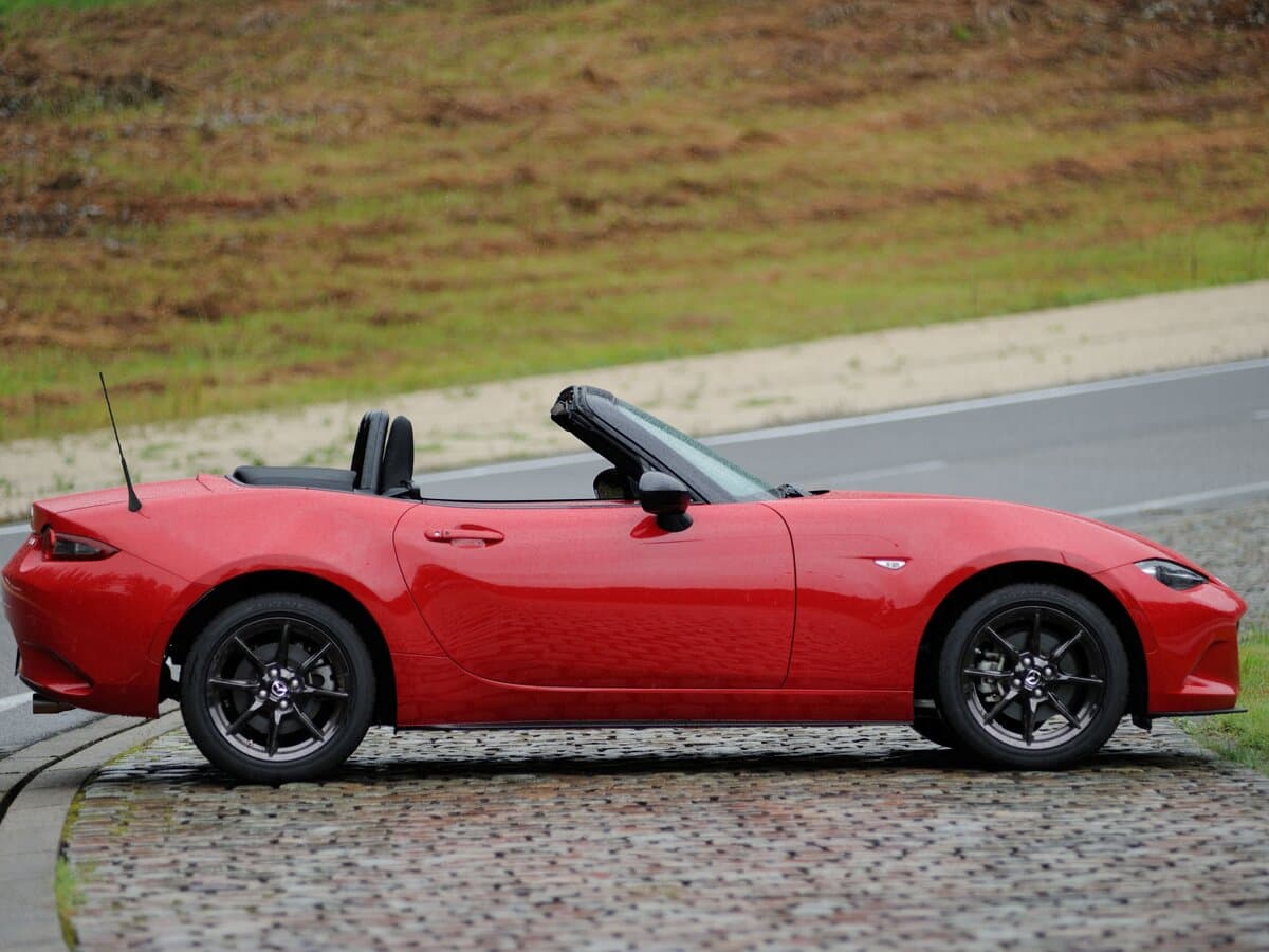 Mazda Roadster IV (ND) — Yandan