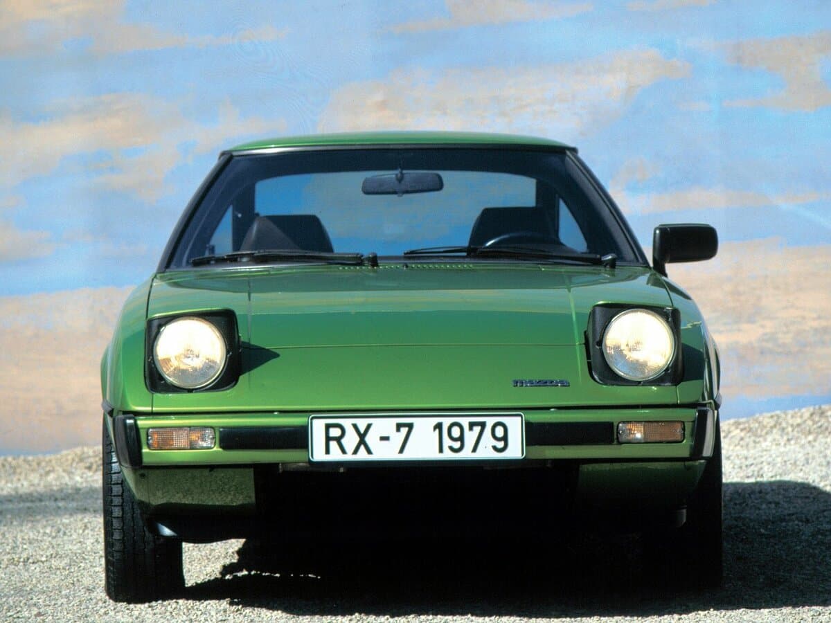 Mazda RX-7 I (SA) — Öndən