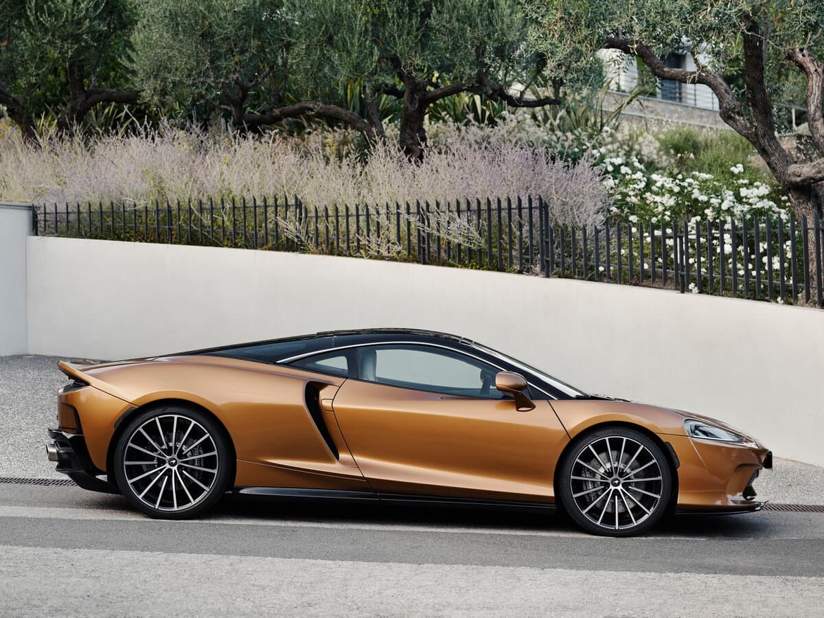 McLaren GT 2019 – 2023 — Yandan