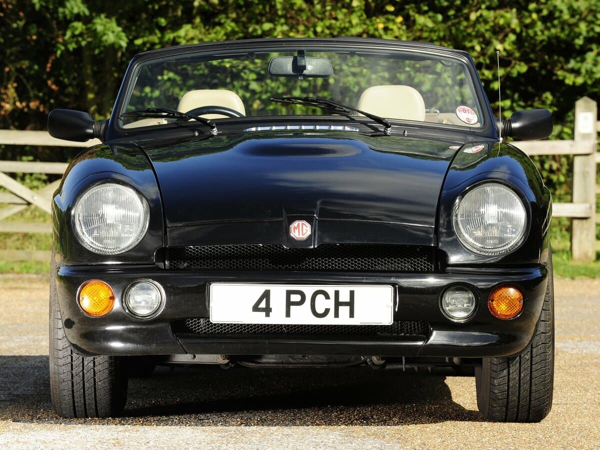 MG RV8 1992 – 1995 — Öndən