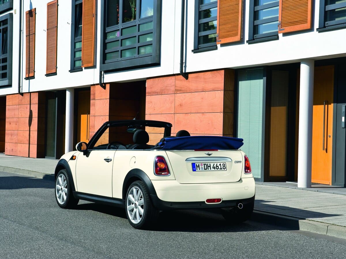 Mini Cabrio II — 3/4 arxadan