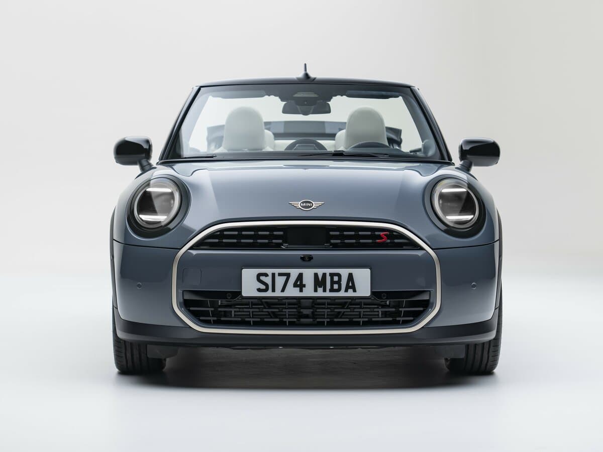 Mini Cabrio IV — Öndən