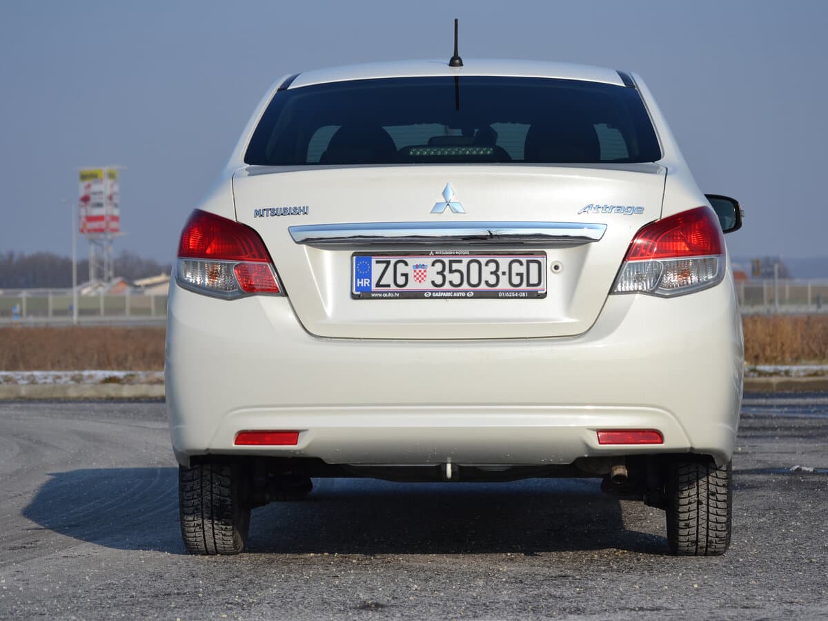 Mitsubishi Attrage I — Arxadan
