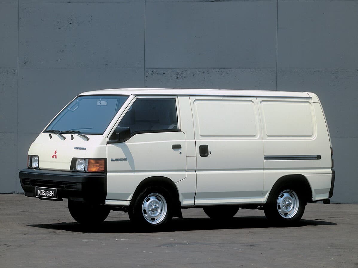 Mitsubishi L300