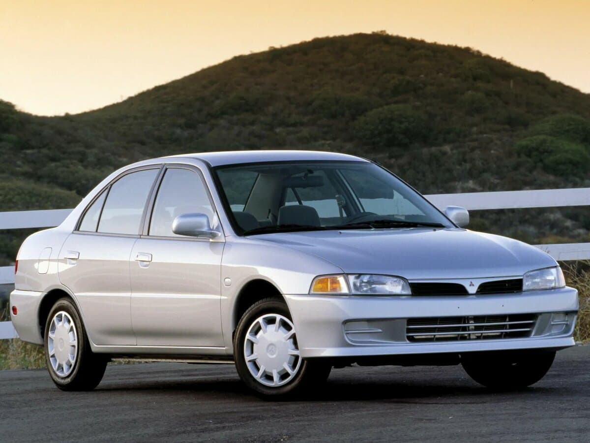 Mitsubishi Mirage V