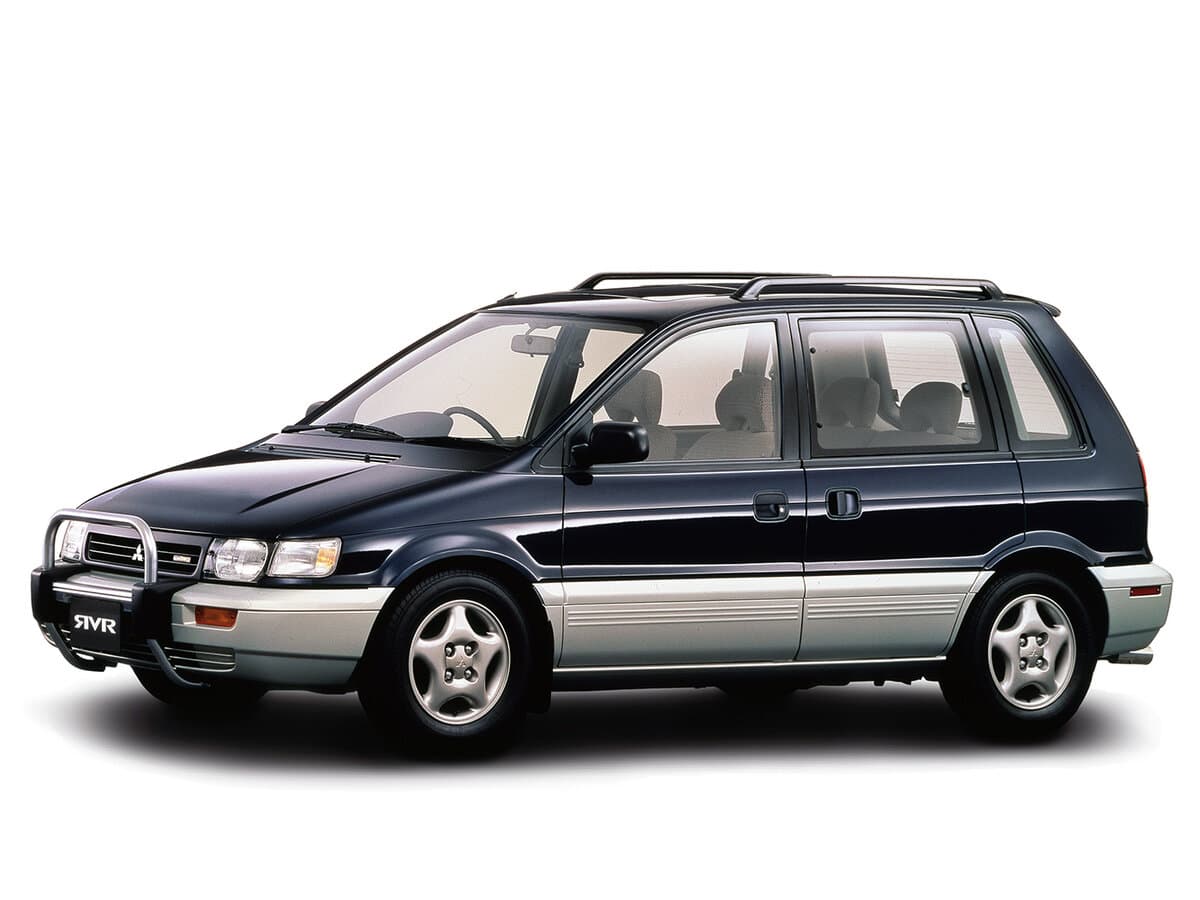 Mitsubishi RVR I — Yandan
