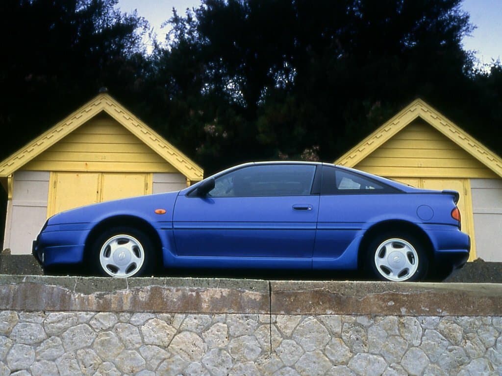 Nissan 100NX 1990 – 1996 — Yandan