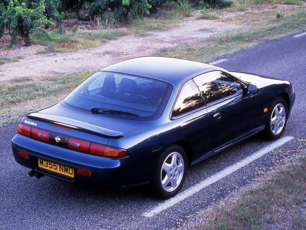 Nissan 200SX S14 — 3/4 arxadan