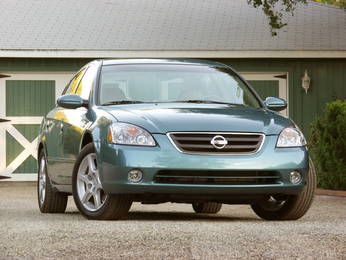 Nissan Altima III (L31) — Öndən