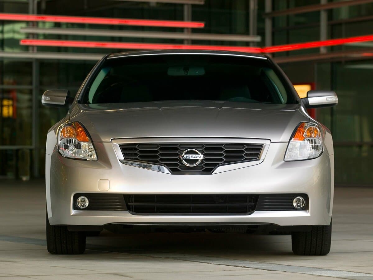 Nissan Altima IV (L32) — Öndən