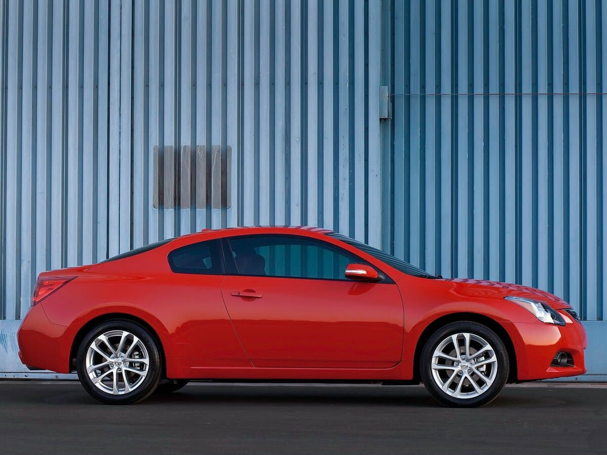Nissan Altima IV (L32) Restayling — Yandan