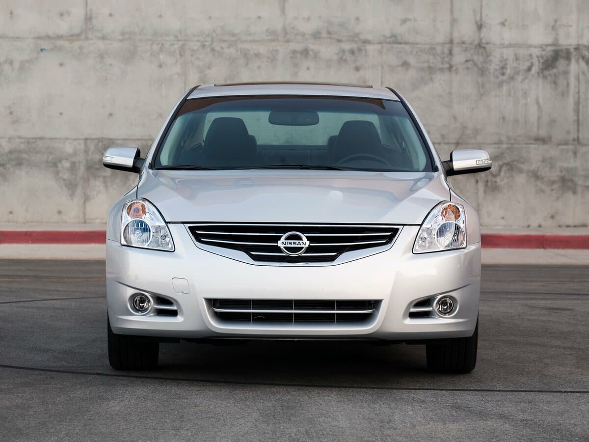Nissan Altima IV (L32) Restayling — Öndən
