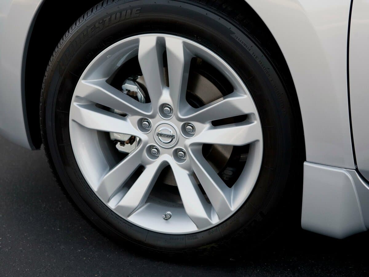 Nissan Altima IV (L32) Restayling — Təkər