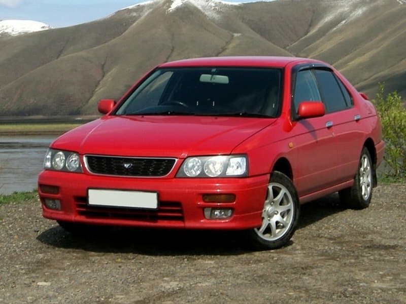 Nissan Bluebird XI (U14) — Öndən