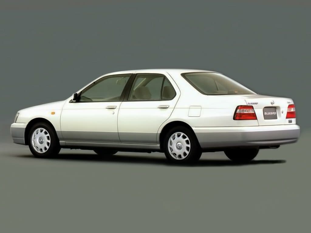 Nissan Bluebird XI (U14) — 3/4 arxadan