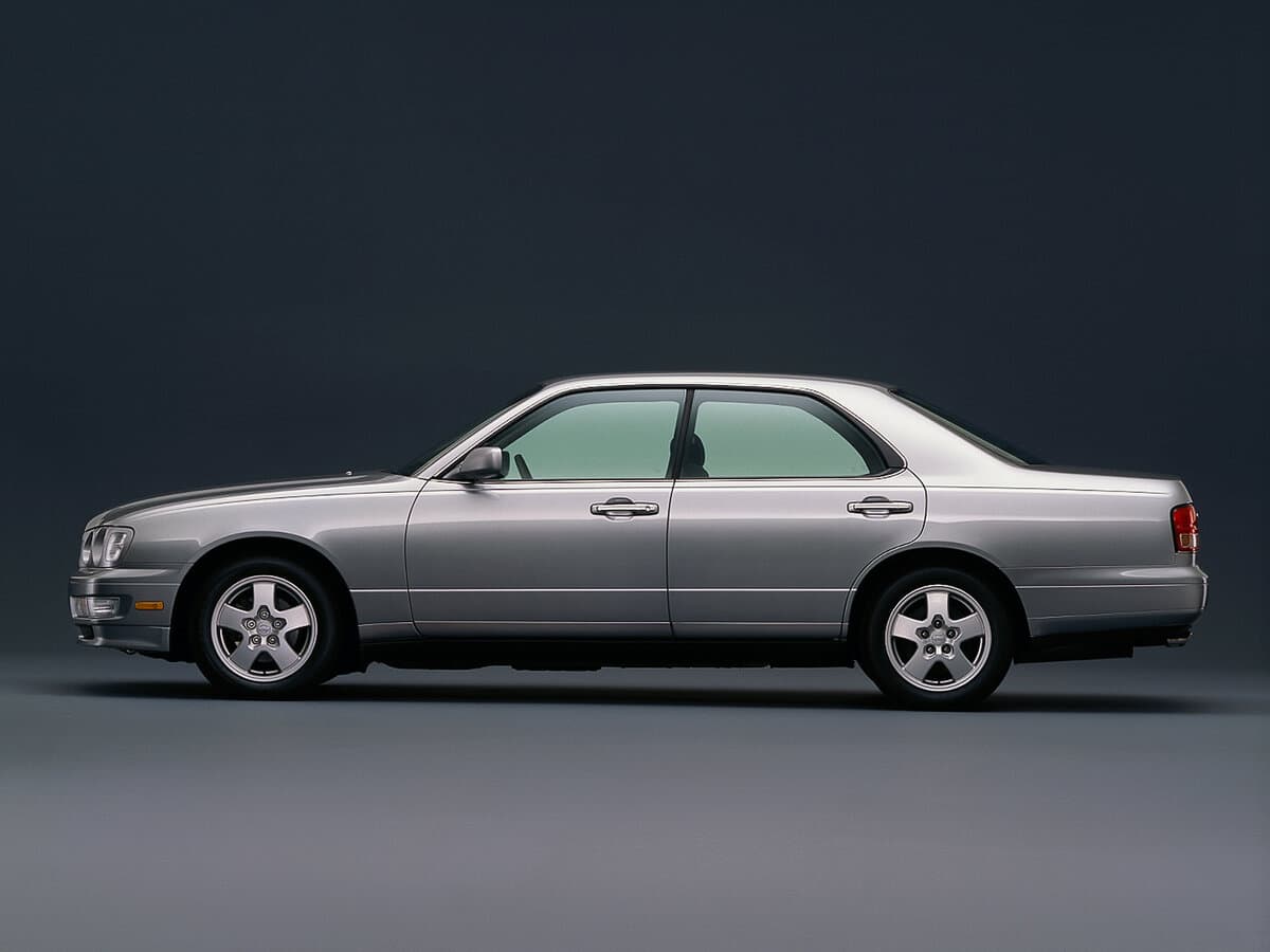 Nissan Cedric IX (Y33) — Yandan