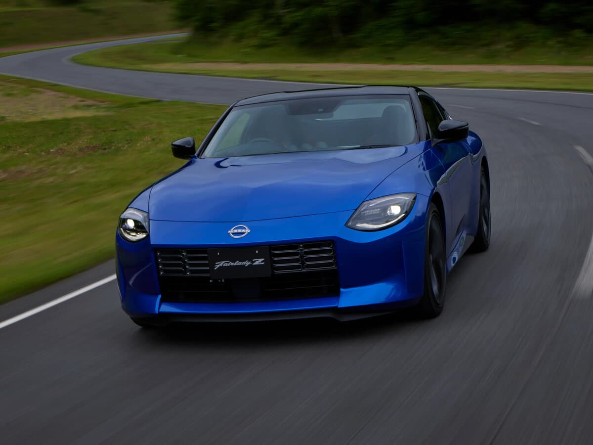 Nissan Fairlady Z VII (RZ34) — Öndən