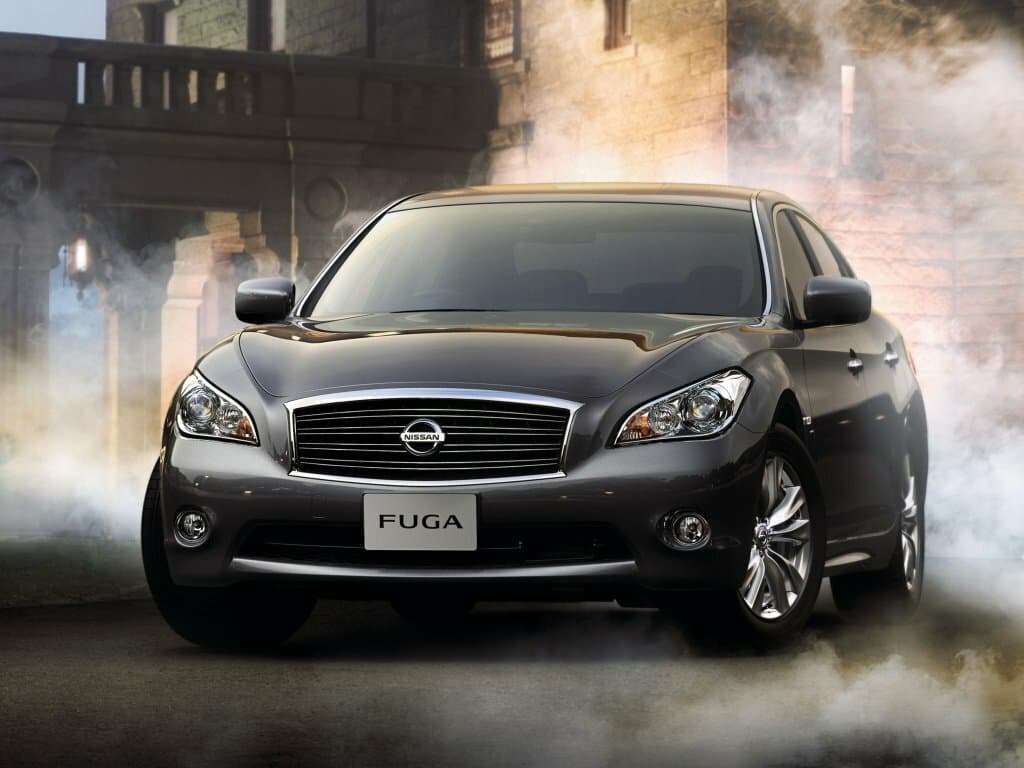Nissan Fuga II — Öndən