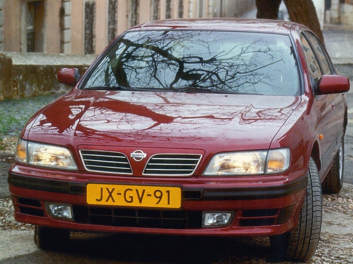 Nissan Maxima IV (A32) — Öndən