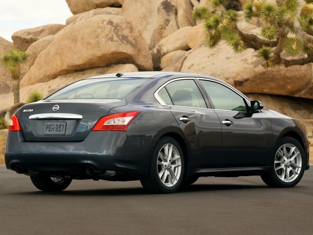 Nissan Maxima VII (A35) — 3/4 arxadan